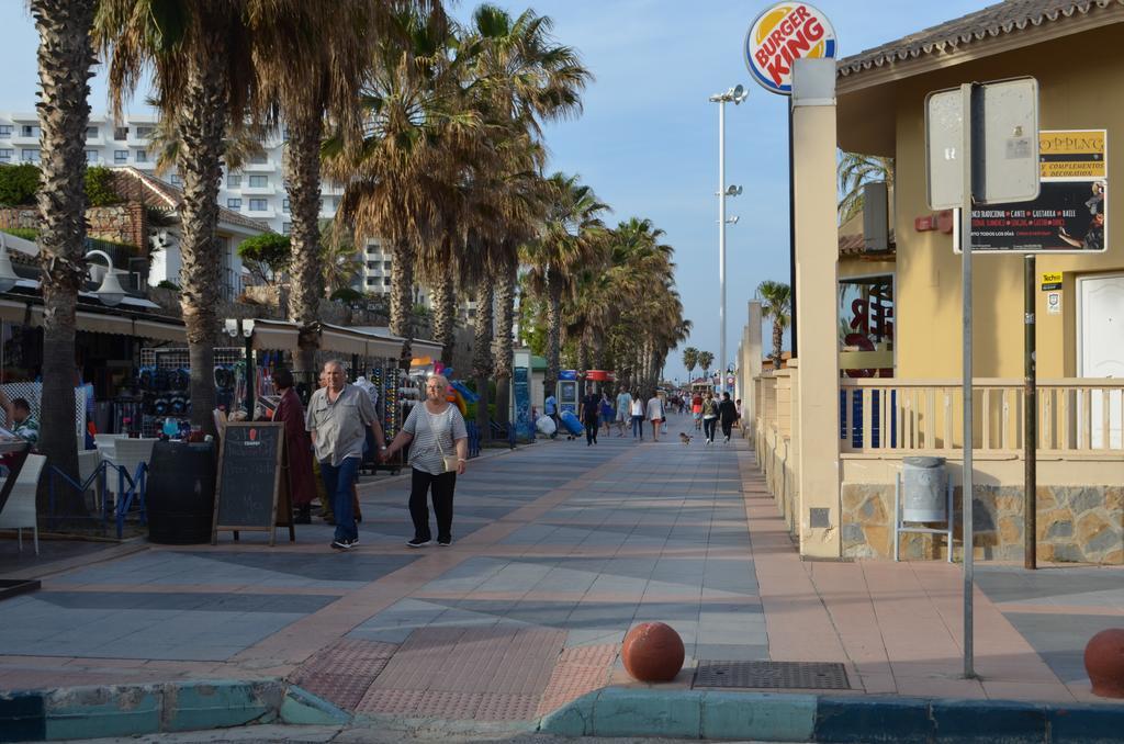 Ferienwohnung Apartamento En Puerto Marina G204 Benalmádena Exterior foto